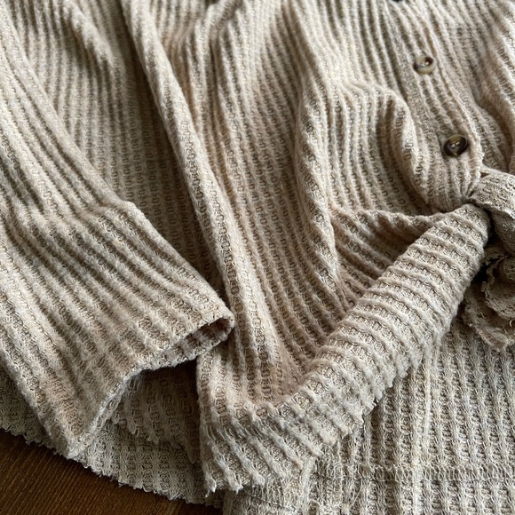 Urban Outfitters Cozy Waffle Knit Top - Picture 5 of 16